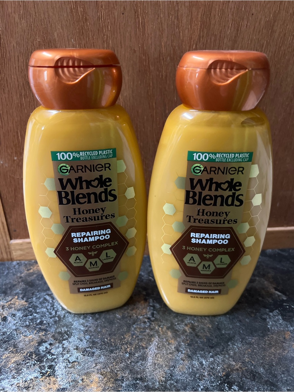 Garnier Whole Blends Honey Treasures Repairing Shampoo - Yellow with Copper Cap